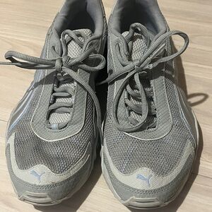 Puma Silver Sneakers Women’s 9.5